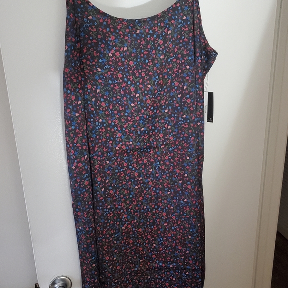 Strappy slip dress - Picture 2 of 2